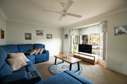 Family Getaway Close To Beach And Restaurants - Accommodation Broome 2