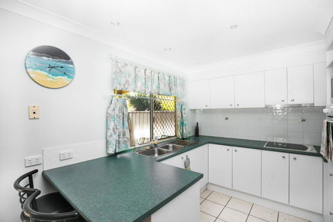 Family Getaway Close To Beach And Restaurants - Accommodation Broome 1