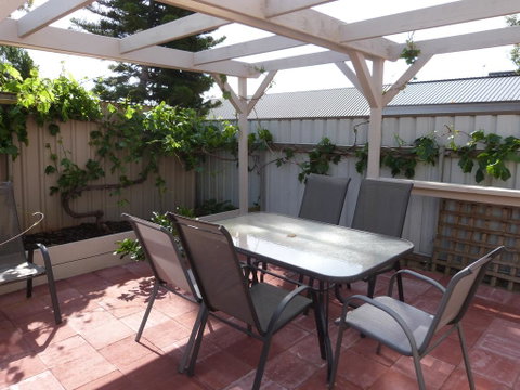 Fullarton Motor Lodge - Accommodation Broome 1