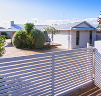 GIFFORD HOUSE