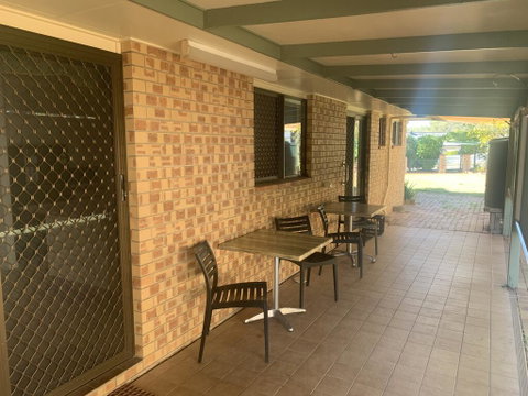 Gin Gin Budget Accommodation - Accommodation Broome 1