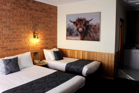 Golden River Motor Inn - Accommodation Broome 2