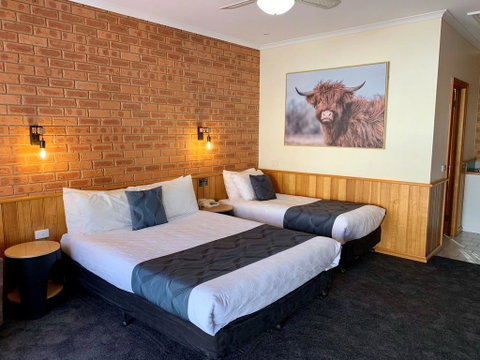 Golden River Motor Inn - Accommodation Broome 0