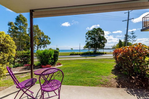 Ground Floor With Water Views And Pool! - Accommodation Broome 0