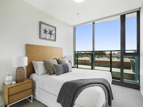 HARBOURSIDE- Hosted By: L'Abode Accommodation - Accommodation Broome 2