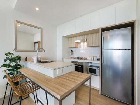 HARBOURSIDE- Hosted By: L'Abode Accommodation - Accommodation Broome 1