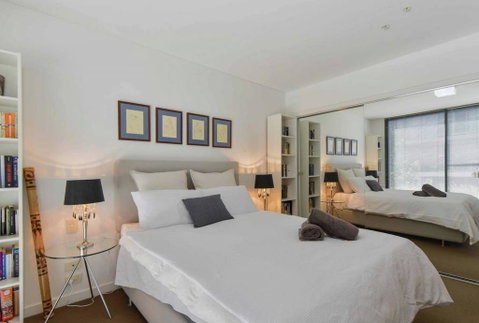 HAZEL Chapel St Socialite. Pool, Spa & Gym - Accommodation Broome 2