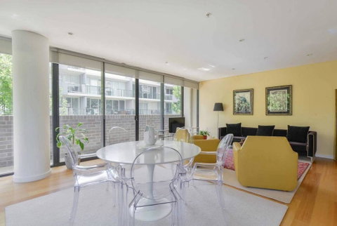 HAZEL Chapel St Socialite. Pool, Spa & Gym - Accommodation Broome 3