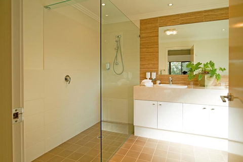 Hermitage Lodge - Accommodation Broome 2