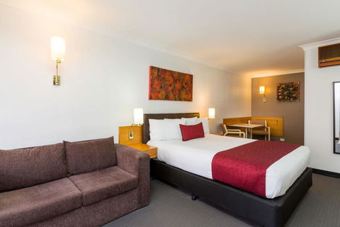 Hermitage Motor Inn - Accommodation Broome 0