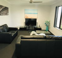 Hervey Bay Holiday Home - Accommodation Broome