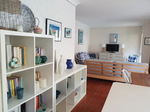 High View Beach Haven - Accommodation Broome 0