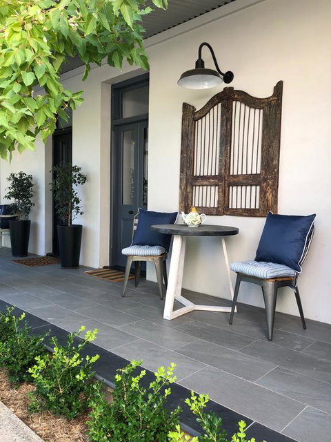 Hollidge House 5 Star Luxury Apartments - Accommodation Broome 2