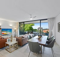 HomeHotel Ultra Luxurious 3 bedroom penthouse. - Accommodation Broome