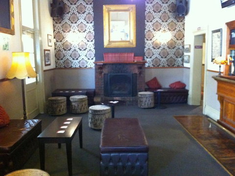 Hotel Metropolitan - Accommodation Broome 3