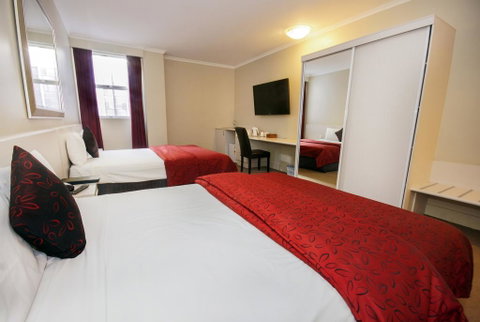 Isa Hotel - Accommodation Broome 2