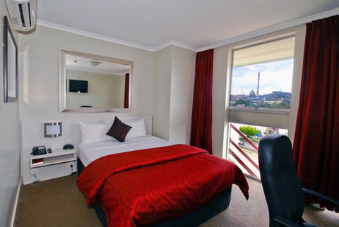 Isa Hotel - Accommodation Broome 1