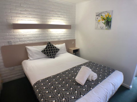 Jacaranda Place Motor Inn - Accommodation Broome 2