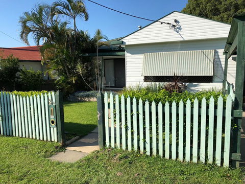 Jean Street Home Away From Home - Accommodation Broome 0