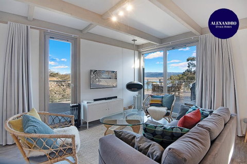 JINDY HOUSE BRAND NEW And STYLISH AMAZING VIEWS - Accommodation Broome 0