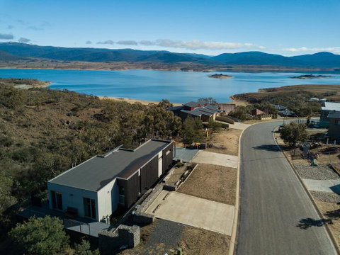 JINDY HOUSE BRAND NEW And STYLISH AMAZING VIEWS - Accommodation Broome 2