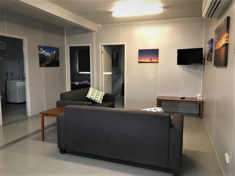 Lake Callide Retreat - Accommodation Broome 1