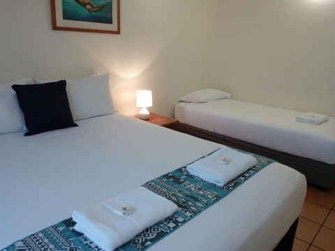 Lake Central Cairns - Accommodation Broome 0