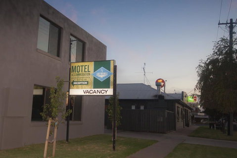 Lake Mulwala Hotel Motel - Accommodation Broome 3