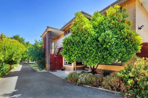 Lake Wendouree Luxury Apartments On Webster - Accommodation Broome 0