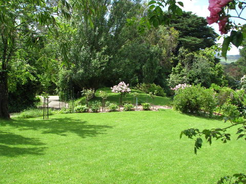 Leafield Cottages - Accommodation Broome 0