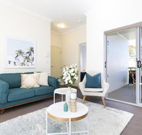 Light bright and spacious unit close to beaches - Accommodation Broome