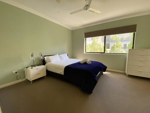 Lighthouse Apartments On The Strand - Accommodation Broome 3