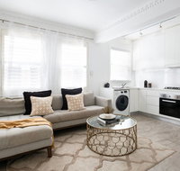Luxury Escape in Bellevue Hill Apartment - Accommodation Broome