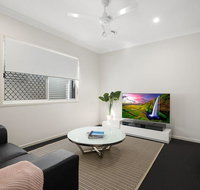 Luxury Home close to Sleemans QE2 Hospital  Griffith Uni - Accommodation Broome