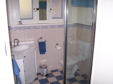 MacDonnell House Naracoorte - Accommodation Broome 0