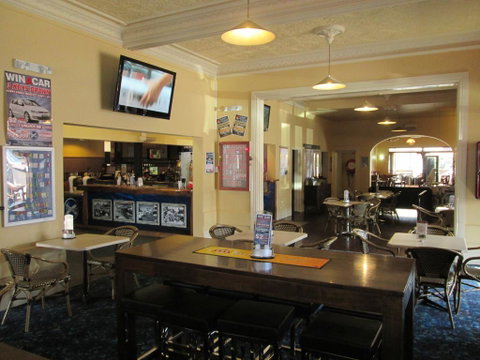Maclean Hotel - Accommodation Broome 3
