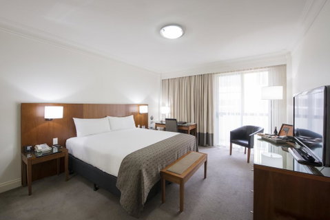 Majestic Roof Garden Hotel - Accommodation Broome 0