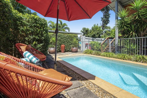 MANDALAY ESCAPE, SECLUSION & SERENITY WITH A POOL - Accommodation Broome 3