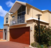 MANDURAH on the TERRACE - Accommodation Broome