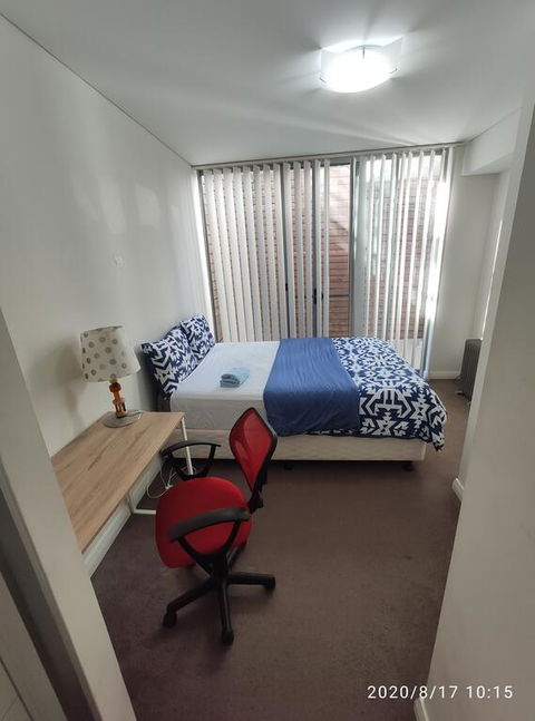 Mascot Clean Bedroom - Accommodation Broome 0