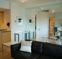 Melbourne Seaviews Pool  Tennis - Accommodation Broome