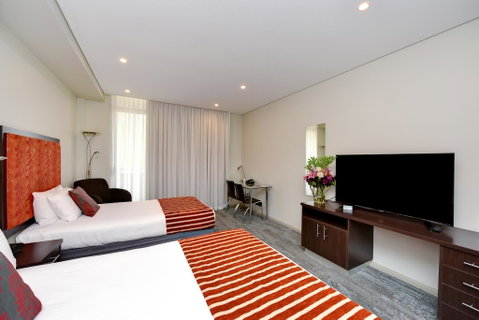 Mercure Centro Port Macquarie - Accommodation Broome 1