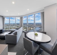 Meriton Suites Adelaide Street - Accommodation Broome