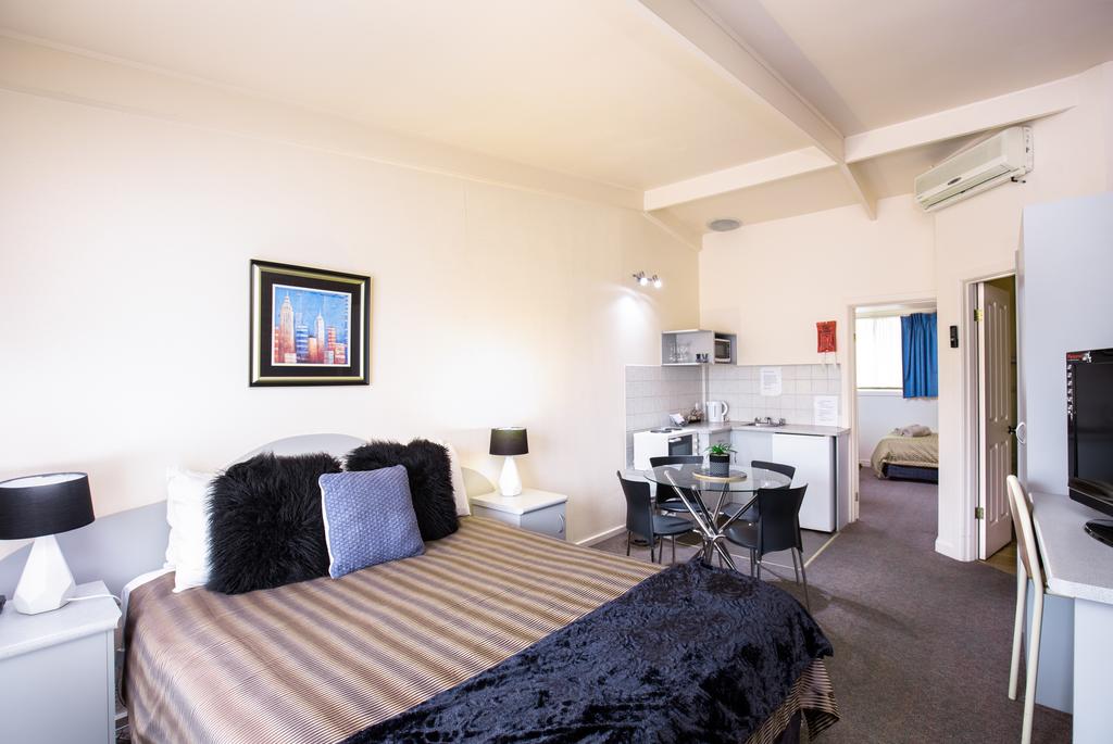 Mount Gambier SA Accommodation Broome