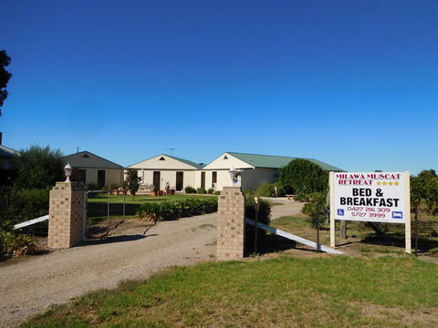 Milawa Muscat Retreat B&B - Accommodation Broome 0