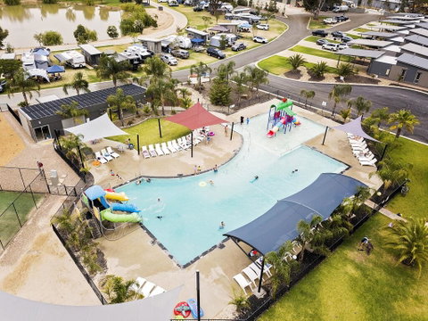 Moama Waters - Accommodation Broome 2