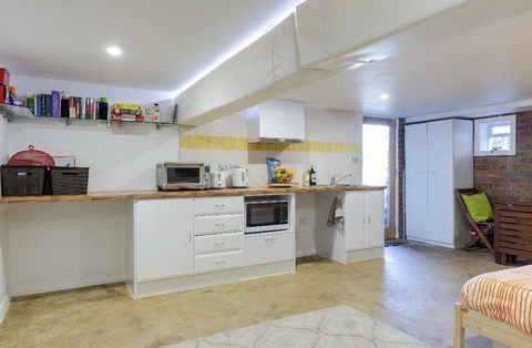 Modern & Homely Comfort - Accommodation Broome 3