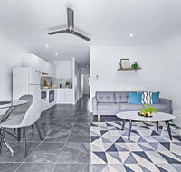 Modern Beach Front Apartment - Accommodation Broome