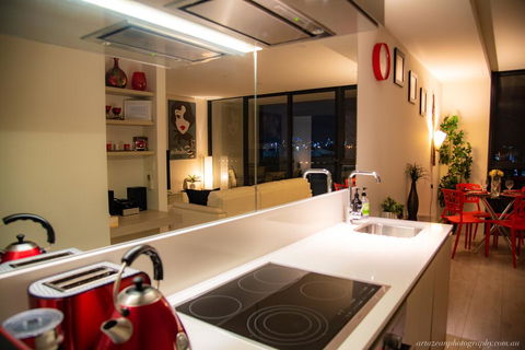 Modern, Clean, Luxury At The Right Price..... - Accommodation Broome 1