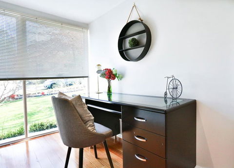 Mont Albert 2 Bedrooms Morden House - Accommodation Broome 1